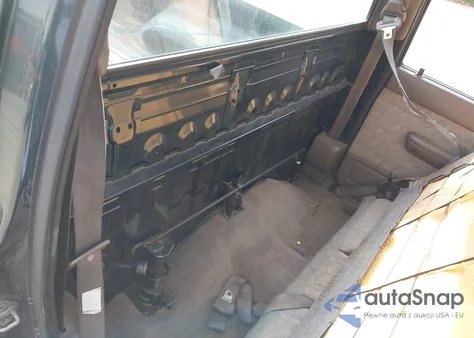 2000 Toyota Tacoma z USA, uszkodzony, nr VIN 5TENL42N4YZ686536